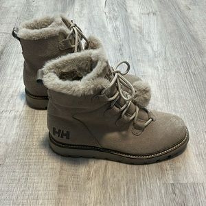 Helly Hansen Alma winter boots